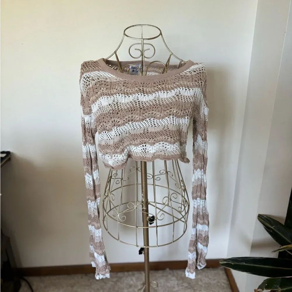 Princess Polly Crochet Stripe Crop Sweater Long Sleeve Size US 4